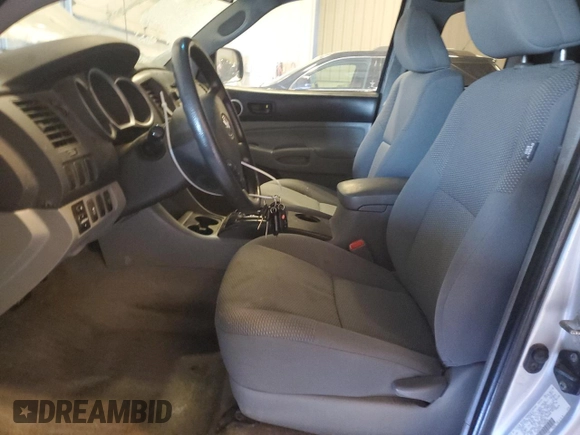 2011 Toyota Tacoma with VIN 5TFUU4EN0BX001483, listed as a Copart auction lot 45339015 with 200,917 mi miles and Clean Title. Bid and sale history available at carsss.com. Image 7.