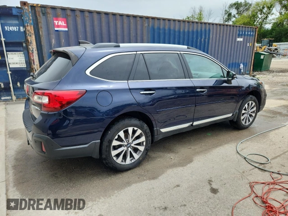 2018 Subaru Outback Touring with VIN 4S4BSATCXJ3209563, listed as a Copart auction lot 62117675 with 72,408 mi miles and Clean title. Bid and sale history available at DreamBid. Image 3.