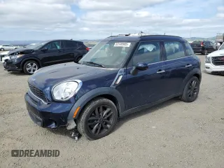 2011 MINI Countryman S with VIN WMWZC3C5XBWM25603, listed as a Copart auction lot 53100905 with 101,113 mi miles and Salvage title. Bid and sale history available at DreamBid. Image 1.