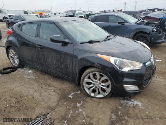 2013 Hyundai Veloster RE:MIX with VIN KMHTC6AD1DU105035, listed as a Copart auction lot 44990615 with 131,213 mi miles and Clean Title. Bid and sale history available at carsss.com. Image 4.