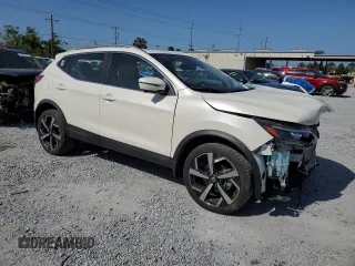 2020 Nissan Rogue Sport SV with VIN JN1BJ1CV8LW274036, listed as a Copart auction lot 52562925 with 13,796 mi miles and Non Repairable. Bid and sale history available at carsss.com. Image 4.