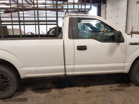 2019 Ford F-150 XL with VIN 1FTMF1C53KKE18847, listed as a IAAI auction lot 41526344 with 184,942 mi miles. Bid and sale history available at carsss.com. Image 13.