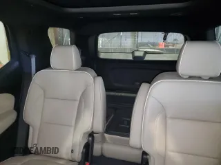2022 Chevrolet Traverse Premier z VIN 1GNEVKKW7NJ157876, wystawiony jako Copart lot #88683885 z przebiegiem 28 459 mil mil oraz Szkoda całkowita • Salvage title. Historia ofert i sprzedaży dostępna na DreamBid. Obrazek 10.