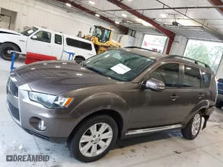 2013 Mitsubishi Outlander SE with VIN JA4AS3AW3DU012736, listed as a IAAI auction lot 41363183 with 83,677 mi miles. Bid and sale history available at carsss.com. Image 14.
