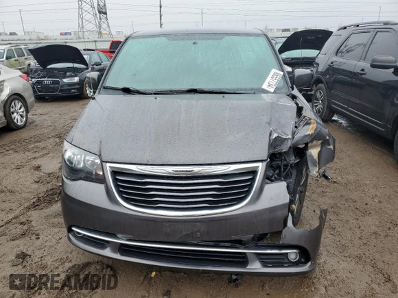 2015 Chrysler Town & Country S with VIN 2C4RC1HG3FR727640, listed as a Copart auction lot 86557734 with Not Provided miles and Salvage Title. Bid and sale history available at DreamBid. Image 5.