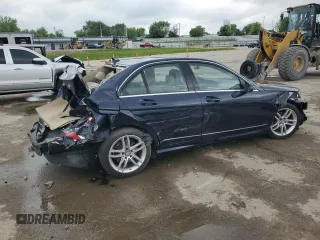 2013 Mercedes-Benz C 250 Sport с VIN WDDGF4HB9DR298923, выставлен на аукционе Copart как лот 56575025 с пробегом 63 041 миль миль и Списание • Salvage title. История ставок и продаж доступна на DreamBid. Изображение 3.