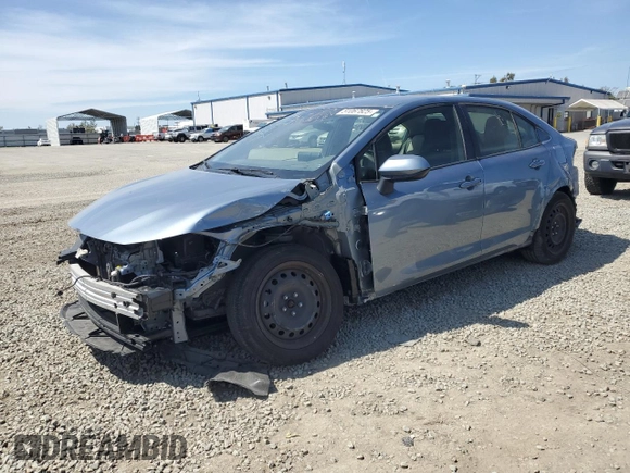 2021 Toyota Corolla LE with VIN JTDEPMAE0MJ164464, listed as a Copart auction lot 51067825 with 37,299 mi miles and Salvage Title. Bid and sale history available at DreamBid. Image 1.