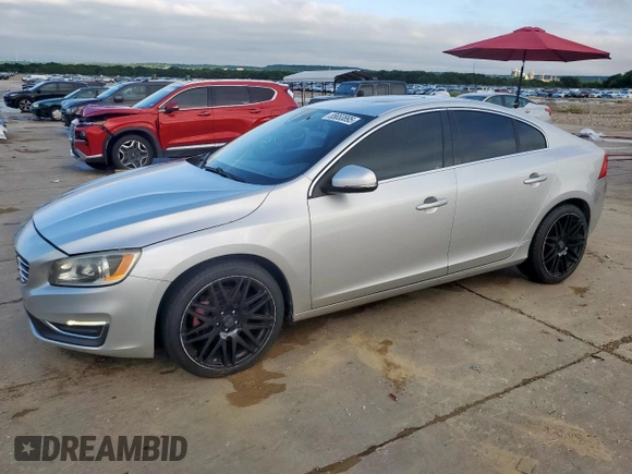 2015 Volvo S60 T5 Drive-E Premier с VIN YV140MFB0F1312432, выставлен на аукционе Copart как лот 55653895 с пробегом 159 010 миль миль и Чистый • Clean title. История ставок и продаж доступна на DreamBid. Изображение 1.