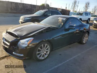 2016 Mercedes-Benz SLK 300 with VIN WDDPK3JA7GF121297, listed as a Copart auction lot 46720095 with 90,410 mi miles and Salvage Title. Bid and sale history available at DreamBid. Image 1.