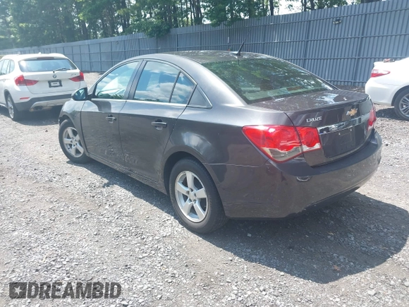 2014 Chevrolet Cruze 1LT with VIN 1G1PC5SB2E7288693, listed as a IAAI auction lot 42728884 with 149,050 mi miles and . Bid and sale history available at DreamBid. Image 3.