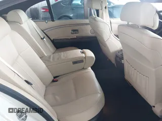 2006 BMW 7 Series 750Li с VIN WBAHN83566DT30332, выставлен на аукционе IAAI как лот 42705997 с пробегом 130 174 миль миль и . История ставок и продаж доступна на DreamBid. Изображение 8.