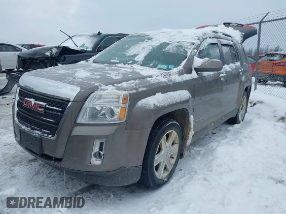 2012 GMC Terrain SLT-1 with VIN 2GKFLVEKXC6367142, listed as a IAAI auction lot 41532024 with 122,000 mi miles. Bid and sale history available at carsss.com. Image 2.