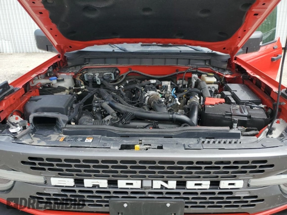 2021 Ford Bronco z VIN 1FMDE5CP7MLB07037, wystawiony jako Copart lot #54140385 z przebiegiem 56 403 mil mil oraz Szkoda całkowita • Salvage title. Historia ofert i sprzedaży dostępna na DreamBid. Obrazek 12.