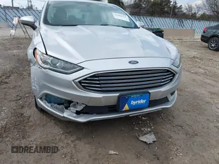 2017 Ford Fusion S with VIN 3FA6P0G7XHR316936, listed as a IAAI auction lot 41888766 with 175,881 mi miles. Bid and sale history available at carsss.com. Image 6.