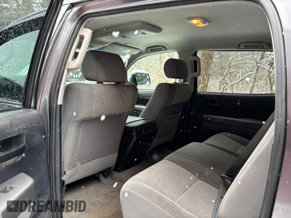 2011 Toyota Tundra 4WD Truck with VIN 5TFDY5F12BX162505, listed as a Copart auction lot 88576325 with 235,781 mi miles and Clean Title. Bid and sale history available at carsss.com. Image 6.