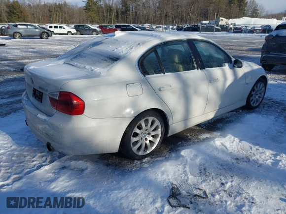 2008 BMW 3 Series 335xi with VIN WBAVD53578A285104, listed as a IAAI auction lot 41511202 with 147,916 mi miles. Bid and sale history available at carsss.com. Image 4.
