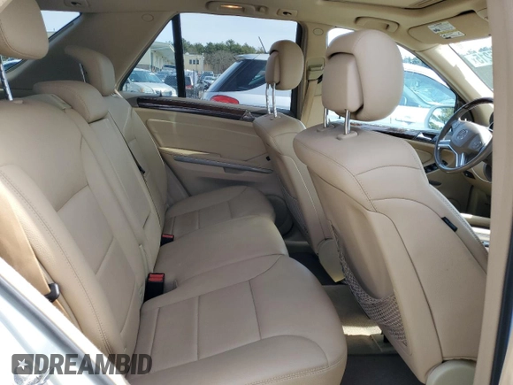2010 Mercedes-Benz M 350 with VIN 4JGBB2FB0AA586441, listed as a Copart auction lot 49025215 with 144,977 mi miles and Salvage Title. Bid and sale history available at DreamBid. Image 11.