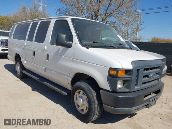 2013 Ford Econoline Passenger XL z VIN 1FBSS3BL8DDA63474, wystawiony jako IAAI lot #41804848 z przebiegiem 61 349 mil mil oraz . Historia ofert i sprzedaży dostępna na DreamBid. Obrazek 1.