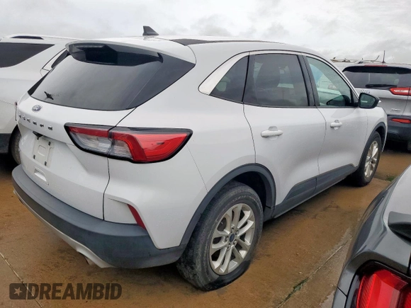 2022 Ford Escape SE with VIN 1FMCU0G69NUB01335, listed as a Copart auction lot 59673635 with 127,878 mi miles and Salvage title. Bid and sale history available at DreamBid. Image 3.