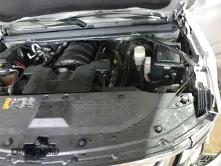 2019 Chevrolet Tahoe LS z VIN 1GNSKAKC5KR339763, wystawiony jako Copart lot #81207125 z przebiegiem 78 671 mil mil oraz Szkoda całkowita • Salvage title. Historia ofert i sprzedaży dostępna na DreamBid. Obrazek 16.