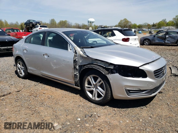 2015 Volvo S60 T5 Premier with VIN YV1612TB6F1310005, listed as a Copart auction lot 53842785 with 102,190 mi miles and Salvage Title. Bid and sale history available at carsss.com. Image 4.