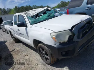 2015 Toyota Tacoma with VIN 5TFTX4CNXFX056132, listed as a IAAI auction lot 42035730 with 184,867 mi miles and . Bid and sale history available at DreamBid. Image 1.
