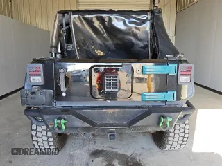 2007 Jeep Wrangler Unlimited X with VIN 1J4GA391X7L145896, listed as a Copart auction lot 45404625 with 152,278 mi miles and Clean title. Bid and sale history available at DreamBid. Image 6.