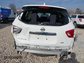 2019 Nissan Pathfinder SV with VIN 5N1DR2MM8KC622441, listed as a IAAI auction lot 41865931 with 80,013 mi miles. Bid and sale history available at carsss.com. Image 22.