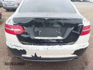 2011 Audi A6 Premium Plus z VIN WAUFGAFB9BN009058, wystawiony jako IAAI lot #42200851 z przebiegiem 114 250 mil mil oraz . Historia ofert i sprzedaży dostępna na DreamBid. Obrazek 6.