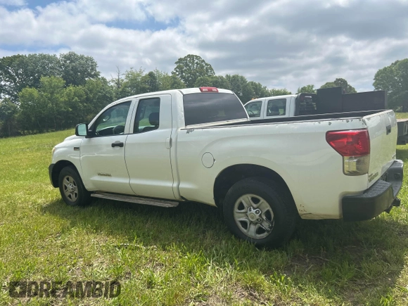 2012 Toyota Tundra 4WD Truck with VIN 5TFUW5F19CX253133, listed as a IAAI auction lot 42147346 with 322,207 mi miles. Bid and sale history available at carsss.com. Image 3.