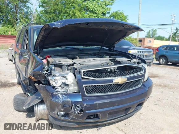 2007 Chevrolet Tahoe LT with VIN 1GNFK13027R261438, listed as a IAAI auction lot 42571229 with 178,632 mi miles and . Bid and sale history available at DreamBid. Image 17.