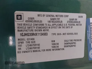 1999 GMC Savana z VIN 1GJHG35R4X1134983, wystawiony jako IAAI lot #42084648 z przebiegiem 167 848 mil mil oraz . Historia ofert i sprzedaży dostępna na DreamBid. Obrazek 9.