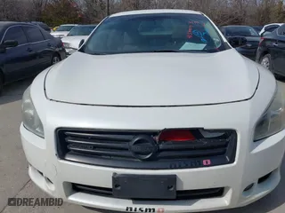 2012 Nissan Maxima 3.5 SV with VIN 1N4AA5AP3CC811262, listed as a IAAI auction lot 41584517 with 172,823 mi miles. Bid and sale history available at carsss.com. Image 6.