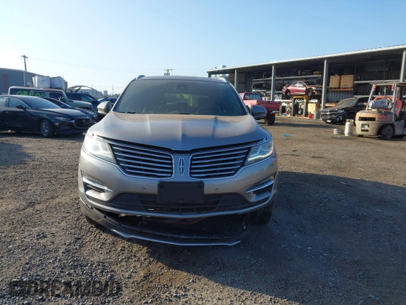 2016 Lincoln MKC Reserve with VIN 5LMTJ3DH0GUJ31789, listed as a IAAI auction lot 41190967 with 92,696 mi miles and . Bid and sale history available at DreamBid. Image 11.