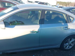 2013 Nissan Altima 2.5 SL with VIN 1N4AL3AP2DC239780, listed as a IAAI auction lot 41314693 with 109,838 mi miles. Bid and sale history available at carsss.com. Image 14.