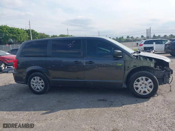 2020 Dodge Grand Caravan SE Plus with VIN 2C4RDGBG8LR221614, listed as a IAAI auction lot 41637354 with 71,952 mi miles. Bid and sale history available at carsss.com. Image 14.