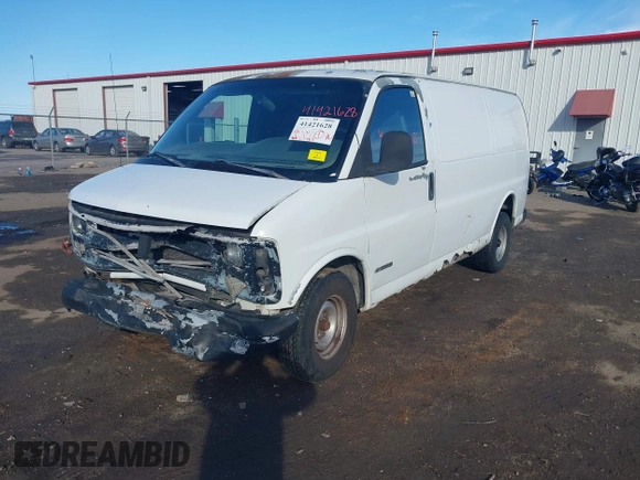 2002 Chevrolet City Express Cargo z VIN 1GCEG15W621214878, wystawiony jako IAAI lot #41421628 z przebiegiem 317 487 mil mil oraz . Historia ofert i sprzedaży dostępna na DreamBid. Obrazek 17.