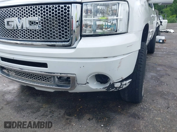 2010 GMC Sierra 1500 SLT z VIN 3GTRKWE37AG184132, wystawiony jako IAAI lot #42106936 z przebiegiem 243 711 mil mil oraz . Historia ofert i sprzedaży dostępna na DreamBid. Obrazek 20.