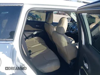 2018 Jeep Cherokee Limited with VIN 1C4PJMDX3JD588626, listed as a IAAI auction lot 41913964 with 80,106 mi miles. Bid and sale history available at carsss.com. Image 8.