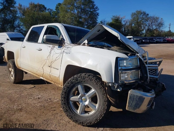 2015 Chevrolet Silverado 1500 LT with VIN 3GCUKREC6FG453370, listed as a IAAI auction lot 40913733 with NaN miles. Bid and sale history available at carsss.com. Image 1.