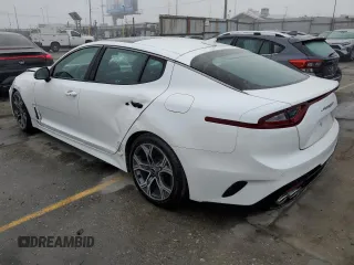 2020 Kia Stinger GT-Line with VIN KNAE15LA8L6083745, listed as a Copart auction lot 86172654 with 24,135 mi miles and Salvage Title. Bid and sale history available at carsss.com. Image 2.