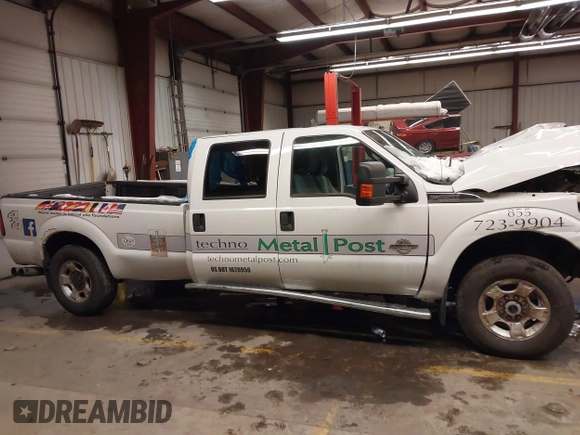 2015 Ford F-250 Lariat with VIN 1FT7W2BT2FEB23987, listed as a IAAI auction lot 41538076 with 297,010 mi miles and . Bid and sale history available at DreamBid. Image 13.