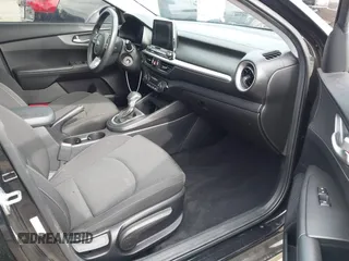 2019 Kia Forte LXS with VIN 3KPF24AD0KE109792, listed as a IAAI auction lot 42242300 with 57,680 mi miles and . Bid and sale history available at DreamBid. Image 5.