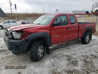 2014 Toyota Tacoma with VIN 5TFUX4EN4EX028133, listed as a Copart auction lot 43787235 with 102,799 mi miles and Salvage title. Bid and sale history available at DreamBid. Image 1.