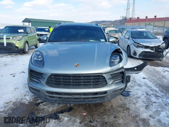 2020 Porsche Macan with VIN WP1AA2A57LLB00363, listed as a IAAI auction lot 41329460 with 35,585 mi miles and . Bid and sale history available at DreamBid. Image 12.