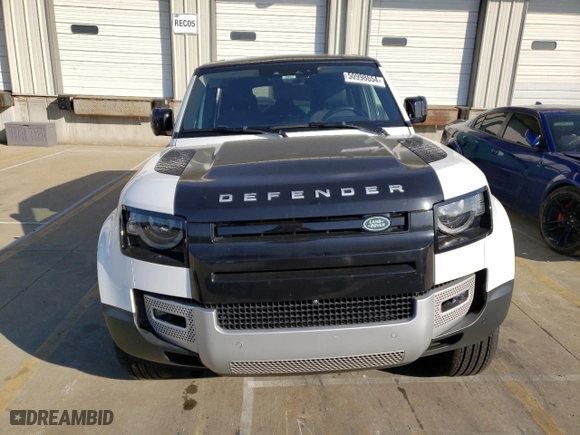 2020 Land Rover Defender SE with VIN SALEP7EU2L2016546, listed as a Copart auction lot 50998654 with 45,672 mi miles and Salvage Title. Bid and sale history available at carsss.com. Image 5.