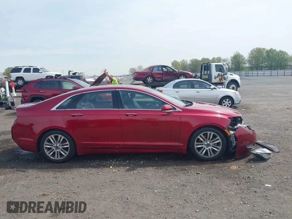 2015 Lincoln MKZ with VIN 3LN6L2GK5FR618150, listed as a IAAI auction lot 41898829 with 135,643 mi miles. Bid and sale history available at carsss.com. Image 13.