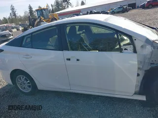 2020 Toyota Prius L Eco with VIN JTDKARFU5L3124692, listed as a IAAI auction lot 42019339 with 178,081 mi miles. Bid and sale history available at carsss.com. Image 14.