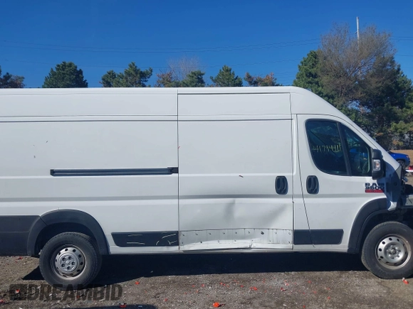 2021 Ram ProMaster Cargo with VIN 3C6MRVJG0ME520526, listed as a IAAI auction lot 41794411 with 35,356 mi miles and . Bid and sale history available at carsss.com. Image 14.