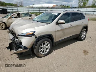 2015 Jeep Cherokee Latitude z VIN 1C4PJMCB9FW538816, wystawiony jako Copart lot #57217245 z przebiegiem 88 261 mil mil oraz Szkoda całkowita • Salvage title. Historia ofert i sprzedaży dostępna na DreamBid. Obrazek 1.